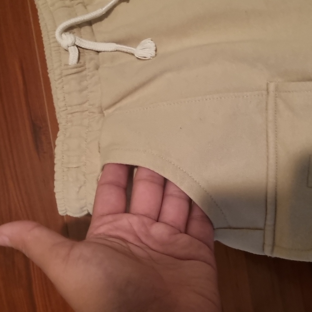 Easy-Peasy Hoodie & Shorts Set Cream Size 3T - Picture 10 of 15